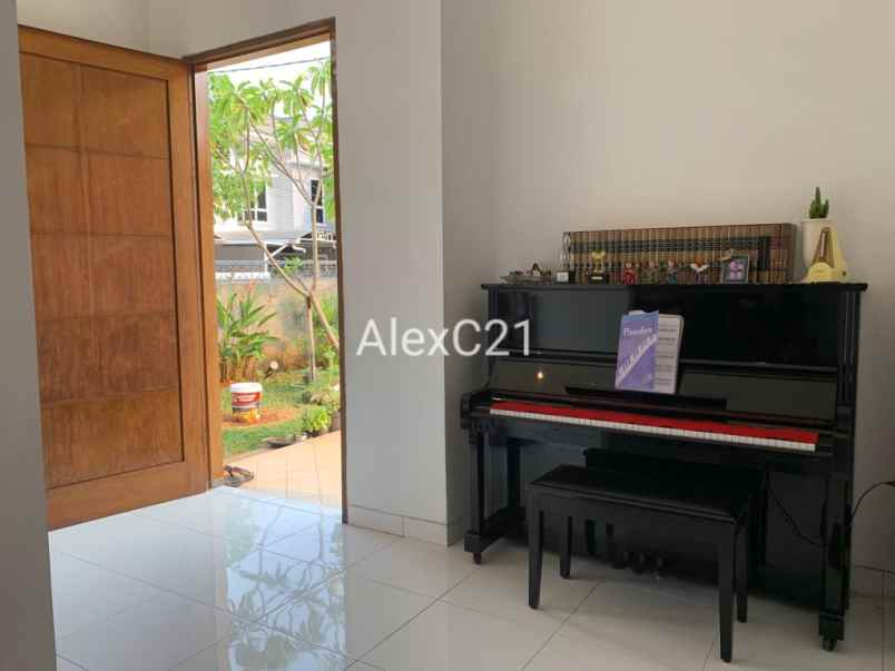 dijual rumah perum taman surya kalideres