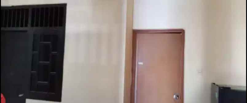 dijual rumah perumahan bumi anggrek