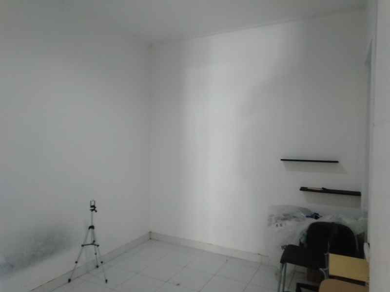 dijual rumah perumahan grand batavia