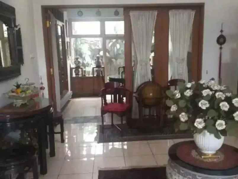dijual rumah pondok gede