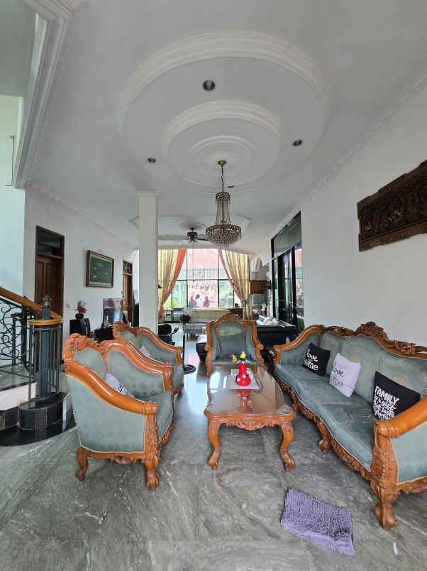 dijual rumah pondok kelapa jaktim