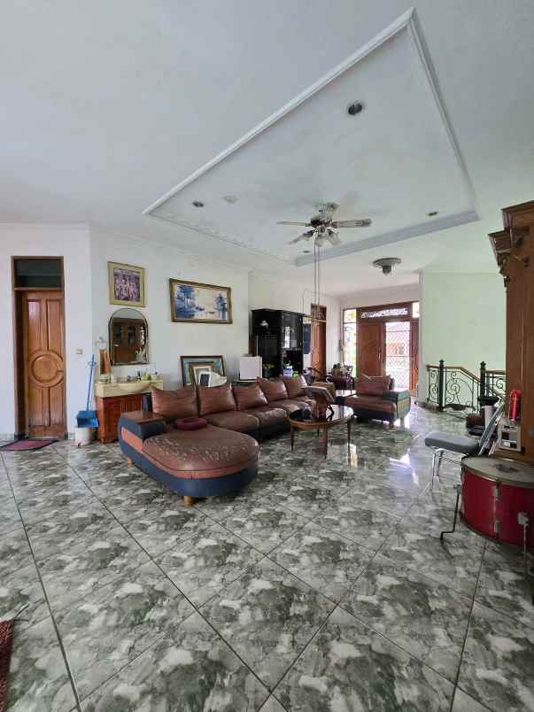 dijual rumah pondok kelapa jaktim