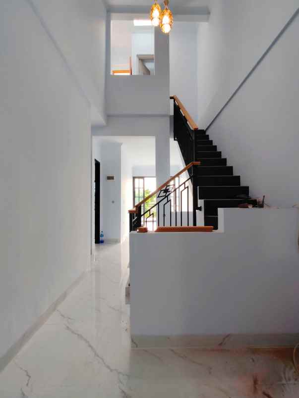 dijual rumah pondok kelapa jaktim