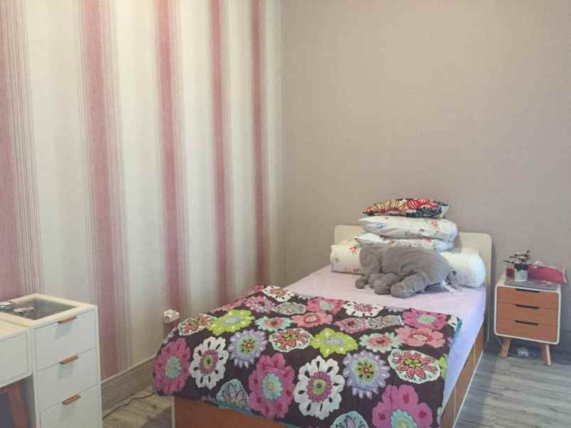 dijual rumah pondok labu