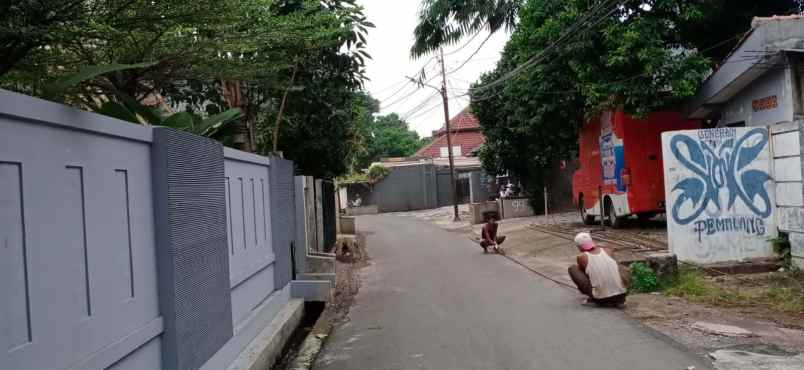 dijual rumah pondok labu