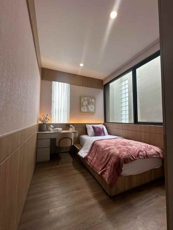 dijual rumah pondok labu jaksel