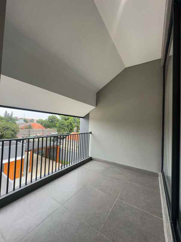 dijual rumah pondok labu jaksel