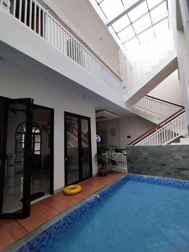 dijual rumah pulo asem