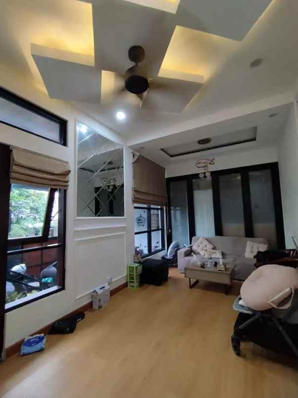 dijual rumah pulo asem