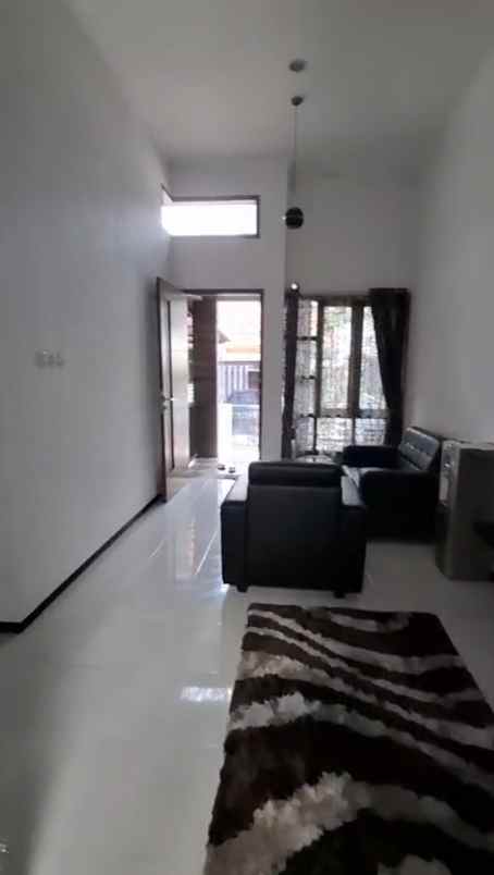 dijual rumah puncak dieng