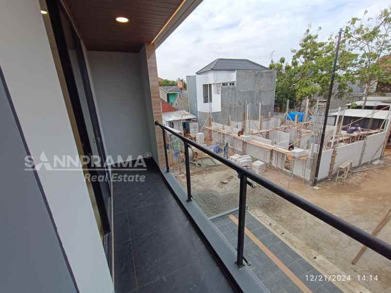 dijual rumah rangkapan jaya baru