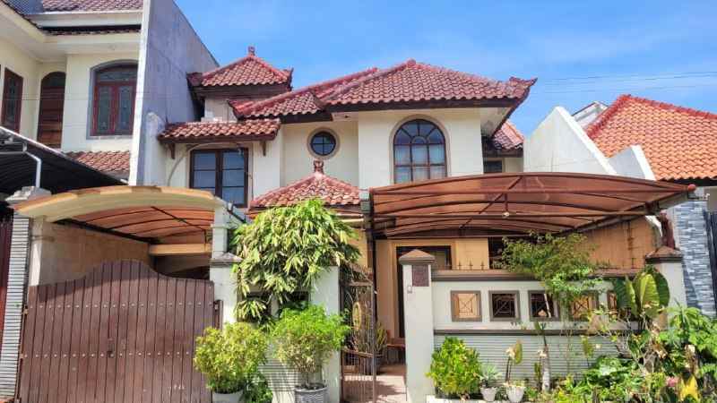 dijual rumah raya purimas