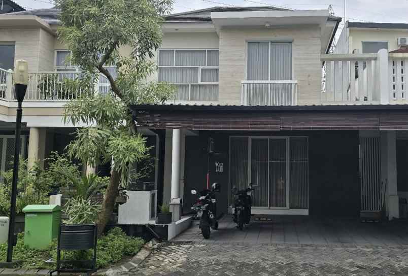 dijual rumah royal residence cluster