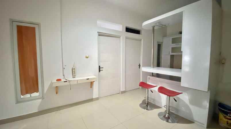 dijual rumah rumah cluster cisaranten