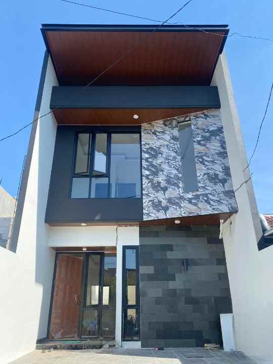 dijual rumah rungkut mapan