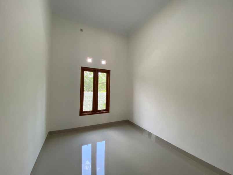 dijual rumah sambiroto purwomartani kalasan