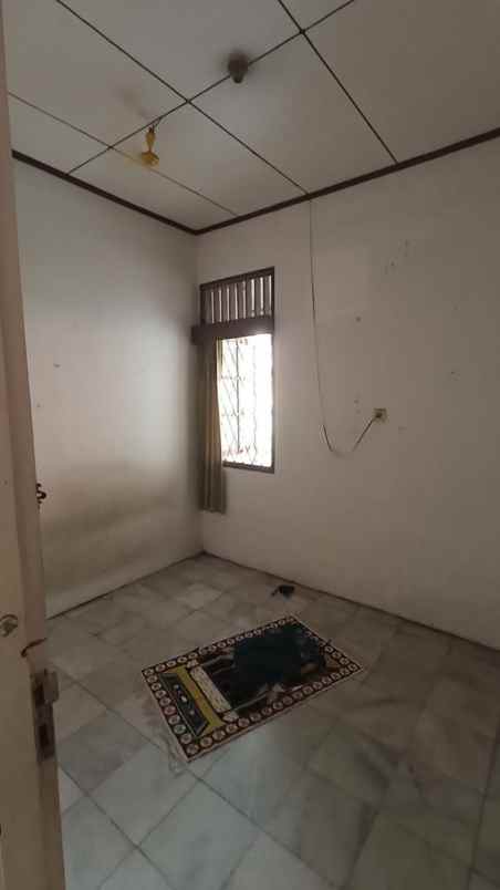 dijual rumah sarua indah