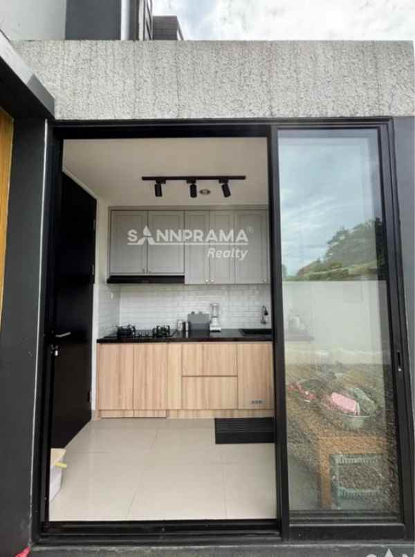dijual rumah sawangan lama