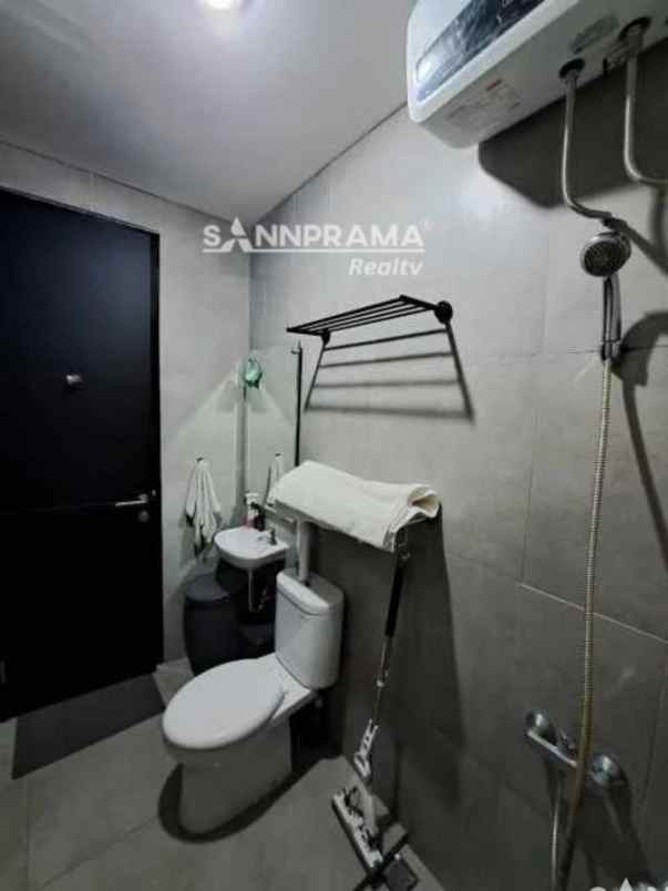 dijual rumah sawangan lama