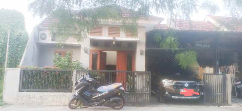dijual rumah secondary murah pancoran mas depok