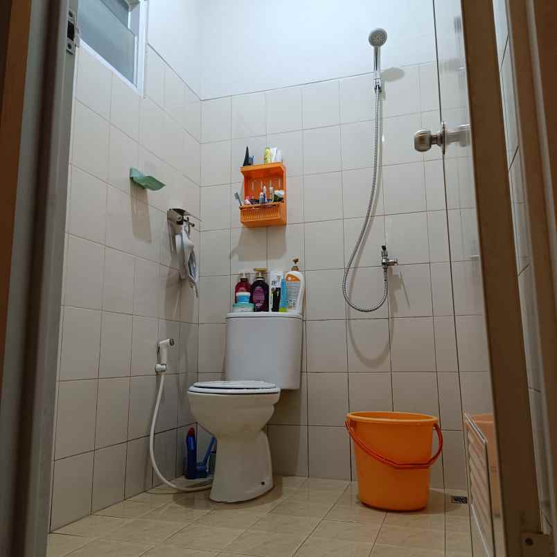 dijual rumah sentraland boulevard