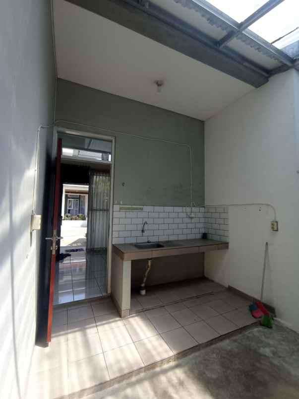 dijual rumah siap huni dekat akses tol padalarang