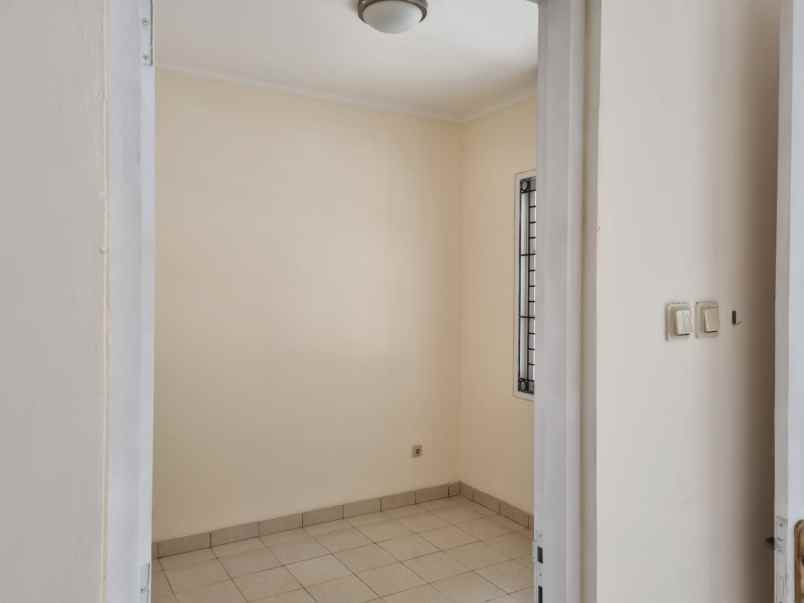 dijual rumah siap huni di kota wisata cibubur