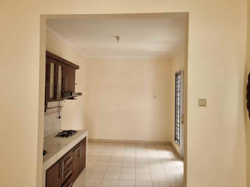 dijual rumah siap huni di kota wisata cibubur