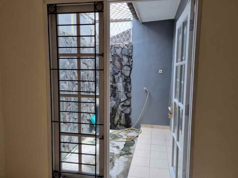 dijual rumah siap huni di kota wisata cibubur