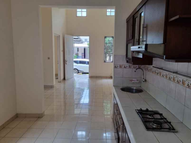 dijual rumah siap huni di kota wisata cibubur