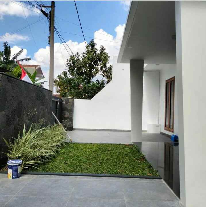 dijual rumah siap huni di turangga bandung