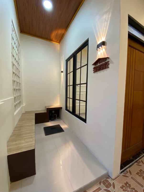 dijual rumah siap huni lokasi plamongan indah