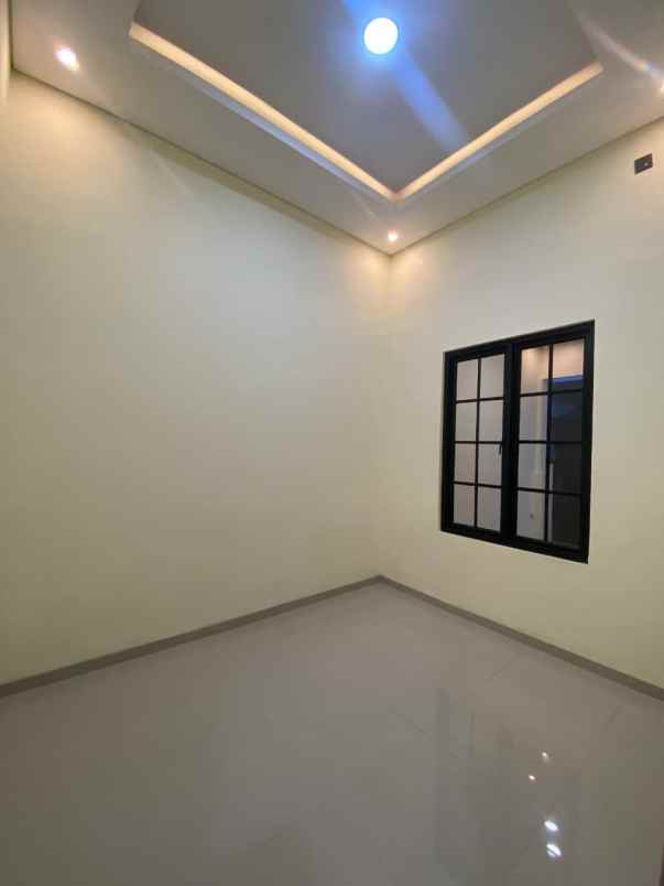 dijual rumah siap huni lokasi plamongan indah