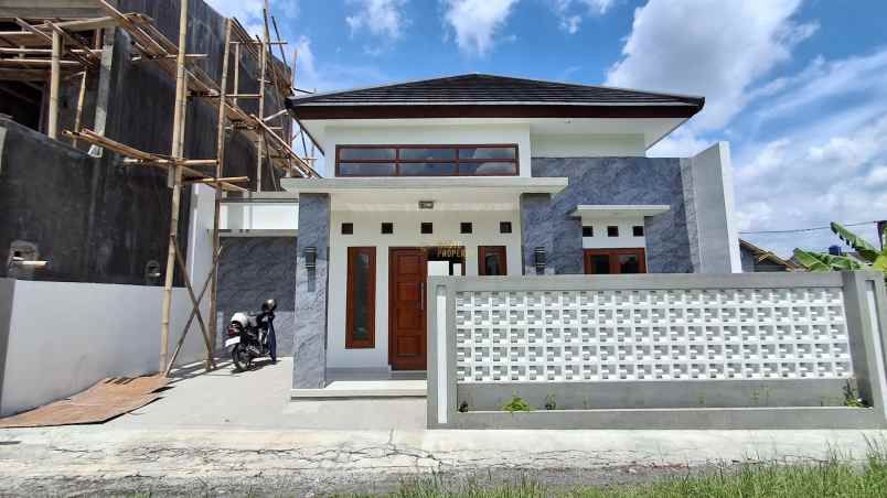 dijual rumah sidoarum godean sleman