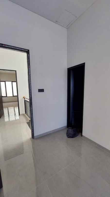 dijual rumah sidosermo