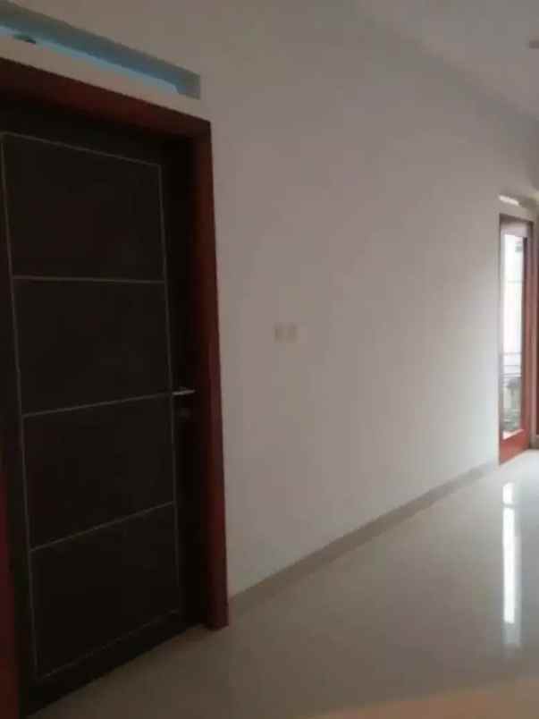 dijual rumah situ sari cijagra