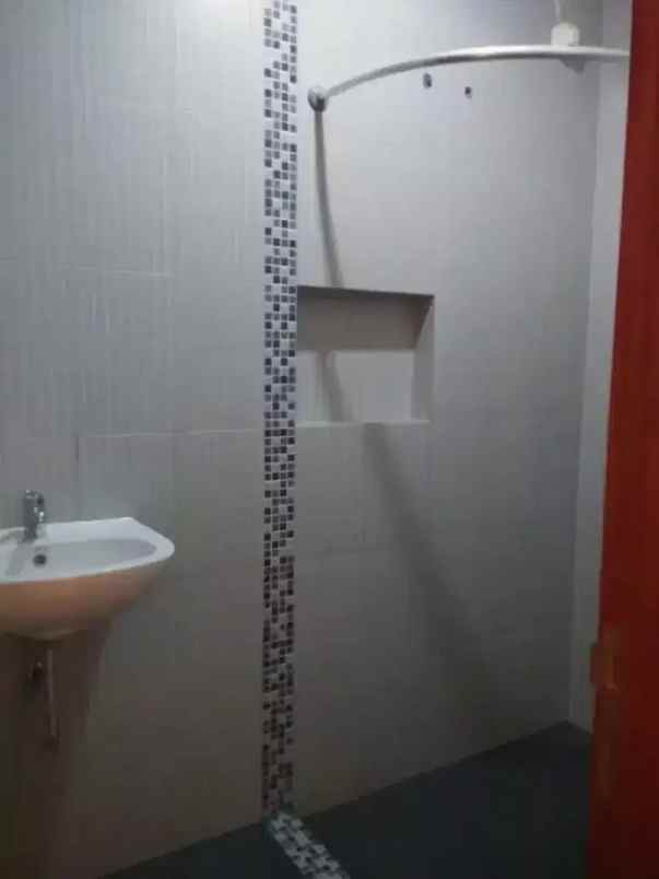 dijual rumah situ sari cijagra