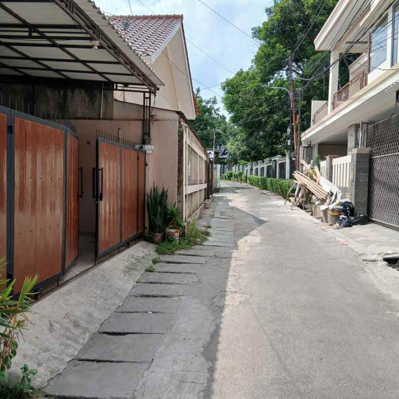 dijual rumah srengseng sawah