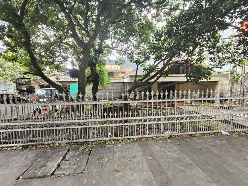 dijual rumah sudirman warung muncang