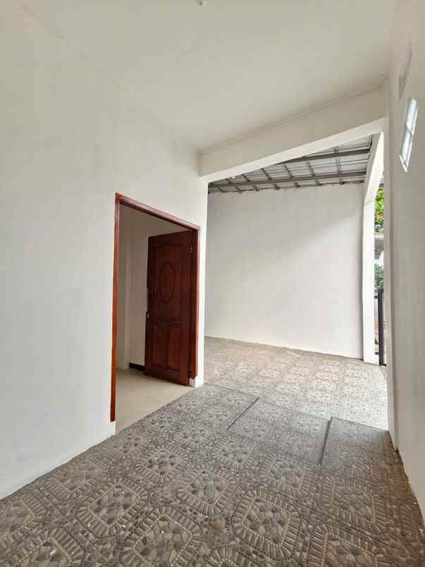 dijual rumah taman puri cendana tambun