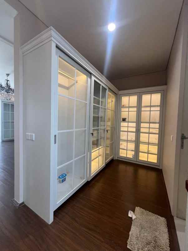 dijual rumah taman puspa raya citraland