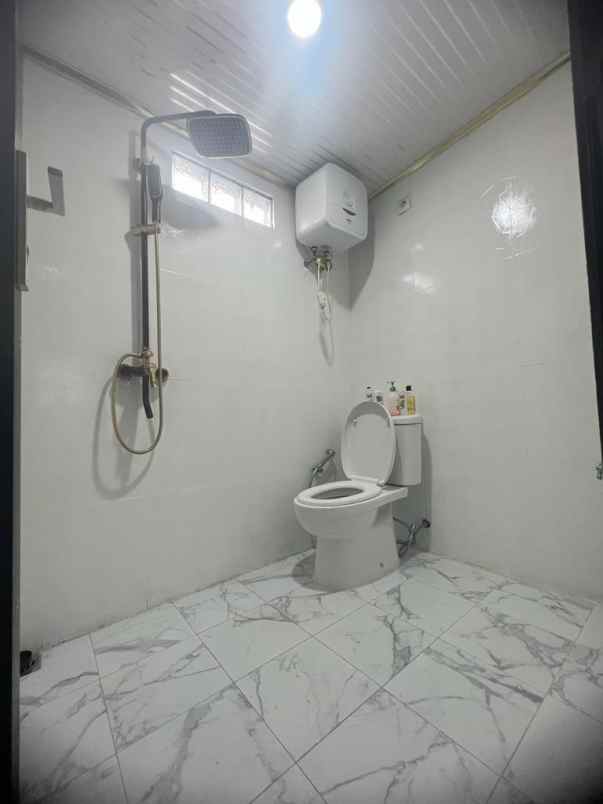 dijual rumah taman tlogomulyo