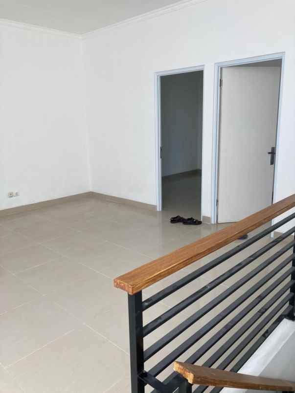 dijual rumah tanjung duren selatan