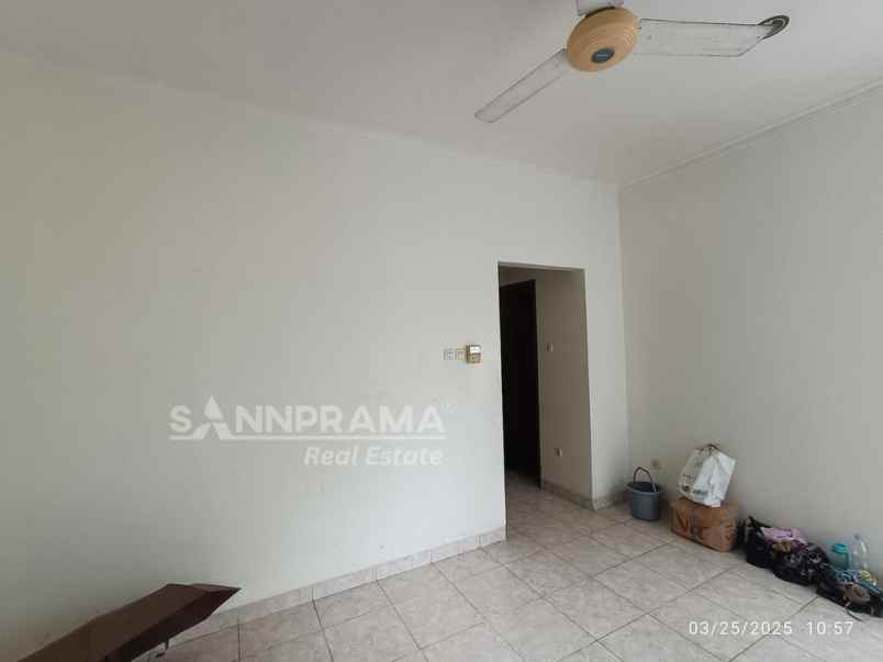 dijual rumah telaga golf sawangan