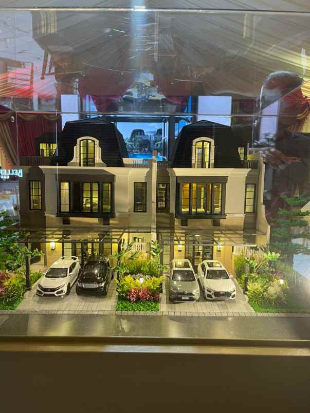 dijual rumah the spring summarecon serpong