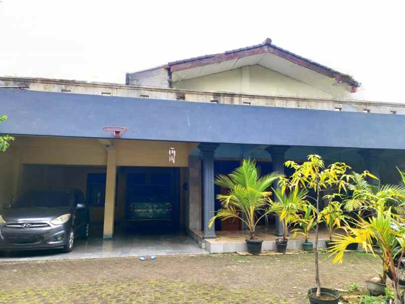 dijual rumah utan kayu matraman