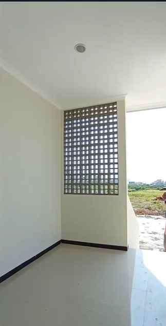 dijual rumah villa bukit tidar jalan