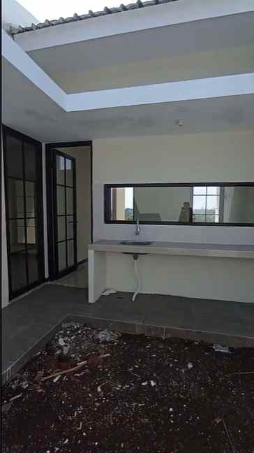 dijual rumah villa bukit tidar jalan