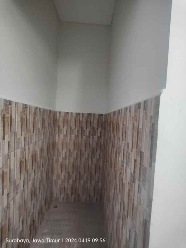 dijual rumah wisma permai