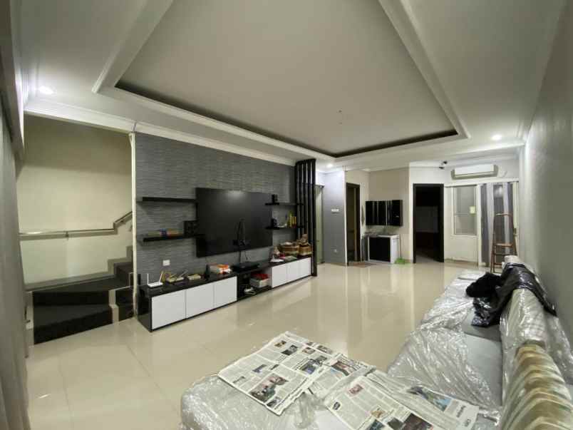 dijual rumah wonorejo